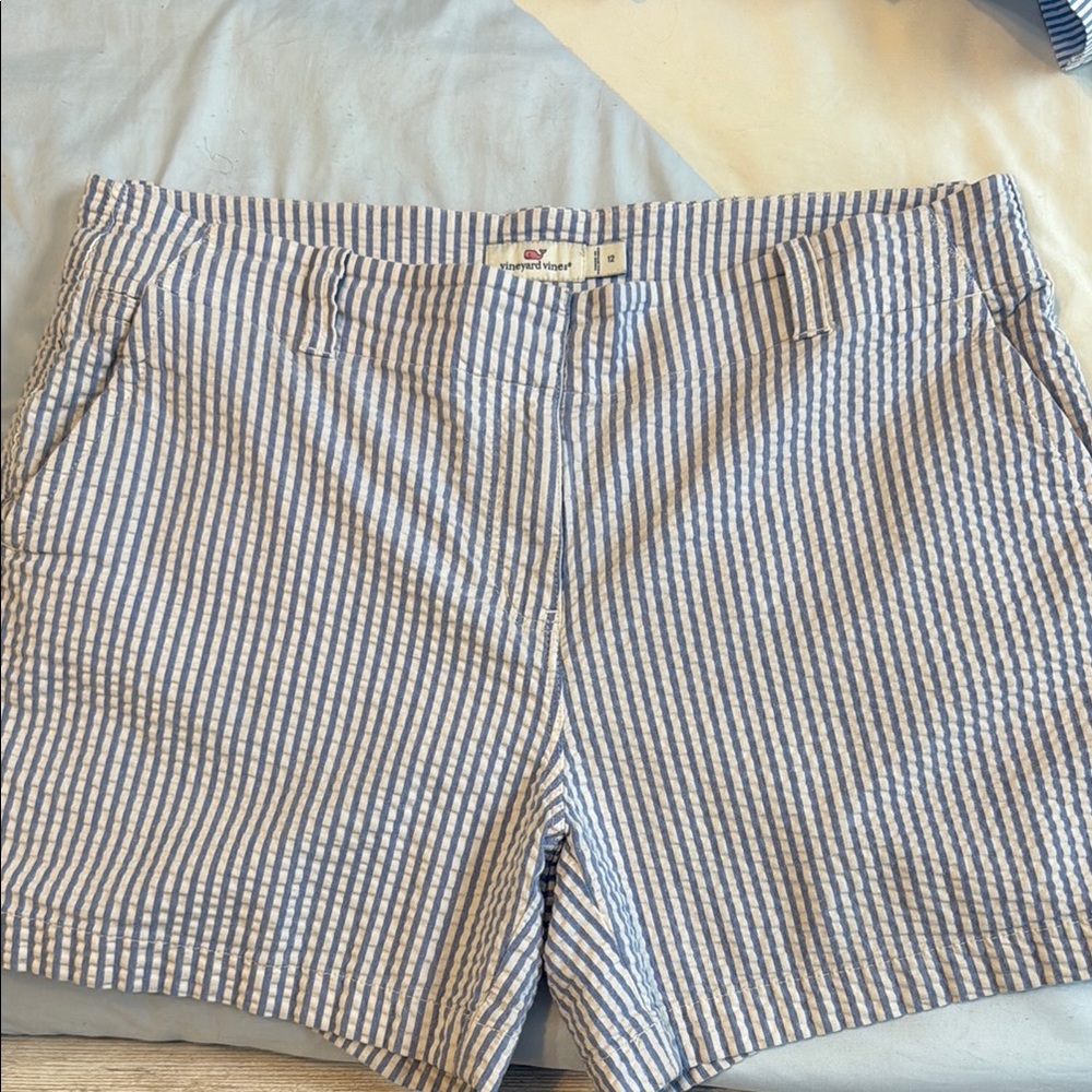 Vineyard Vines Blue and White Shorts